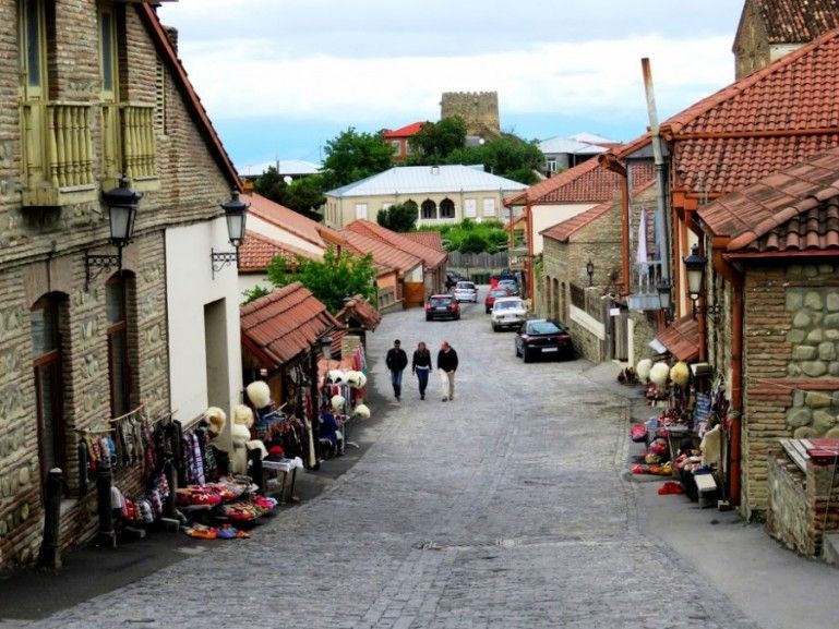 원경 — 시기나기 구시가지